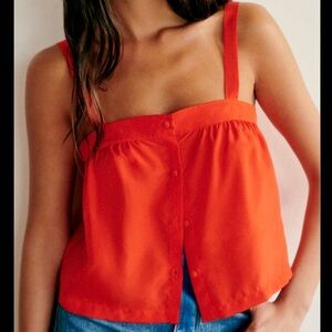 Sézane NWT 100% red silk top Size 38/ M.